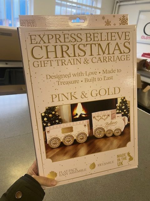 Express Believe Christmas Gift Train & Gift Carriage - Image 5